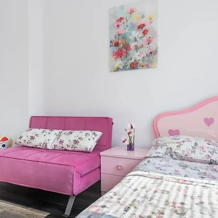 White Orchids Apartment