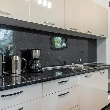 Apartamento White Orchids Apartment