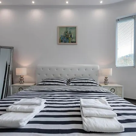 White Orchids Apartment Apartamento *